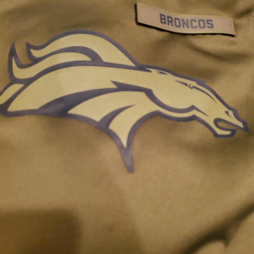 NFL Team Apparel/Broncos - Picture 8 of 8